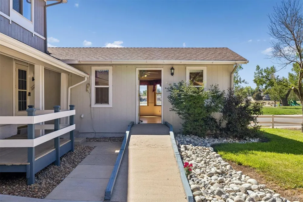 8210 Lamar Circle Arvada, CO 80003