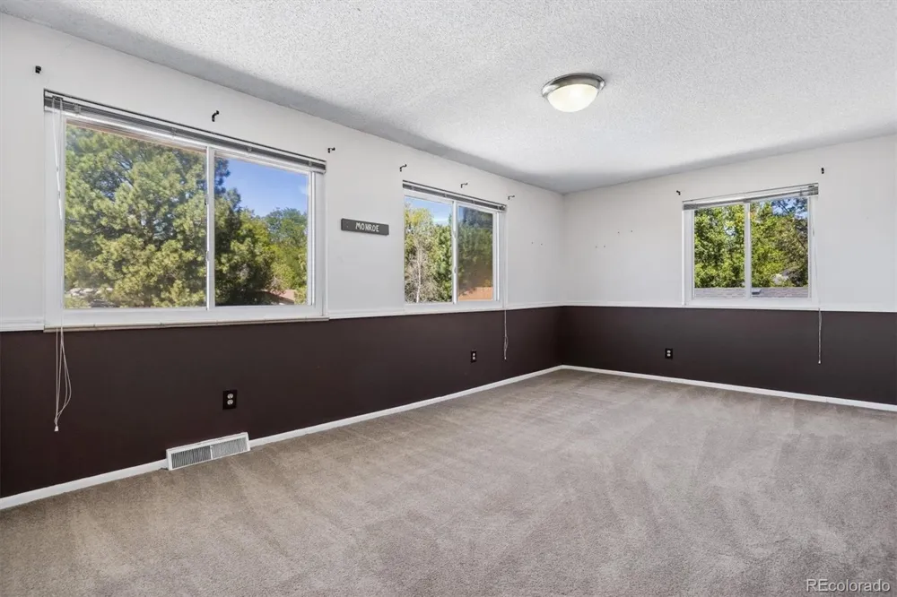 8210 Lamar Circle Arvada, CO 80003