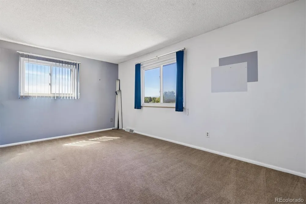 8210 Lamar Circle Arvada, CO 80003