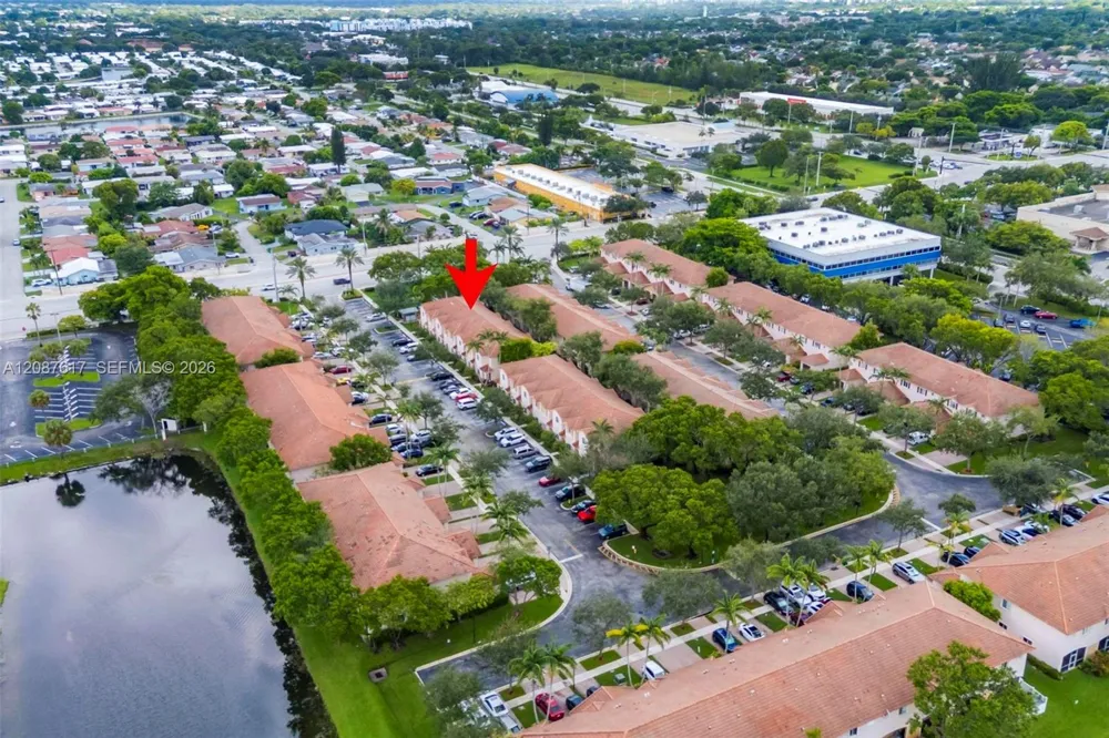 8870 Isles Cir Tamarac, FL 33321