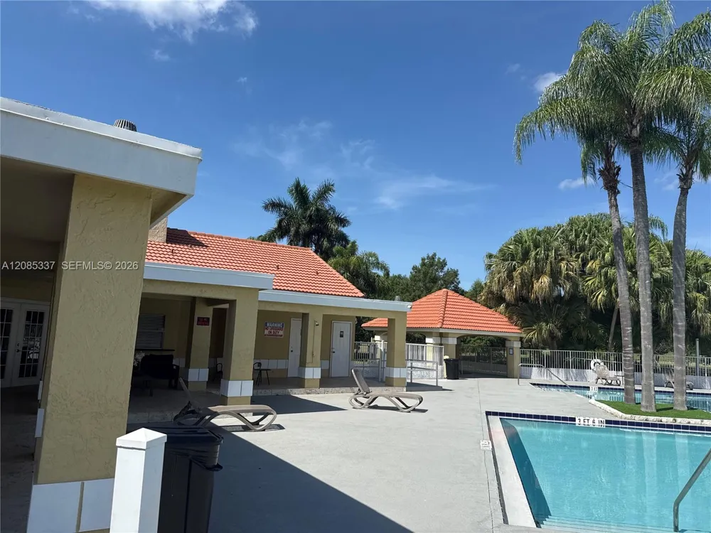 437 Vista Isles Dr, #2223 Sunrise, FL 33325