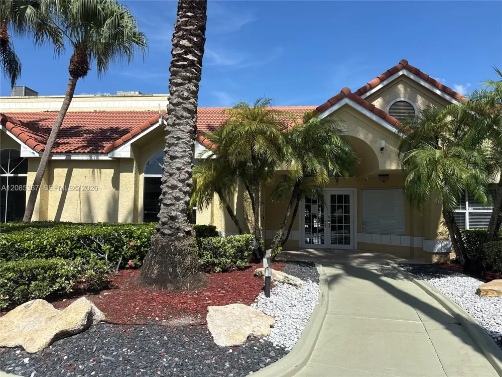 437 Vista Isles Dr, #2223 Sunrise, FL 33325