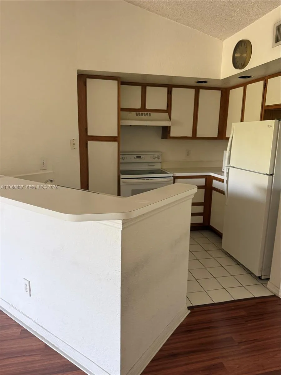 437 Vista Isles Dr, #2223 Sunrise, FL 33325