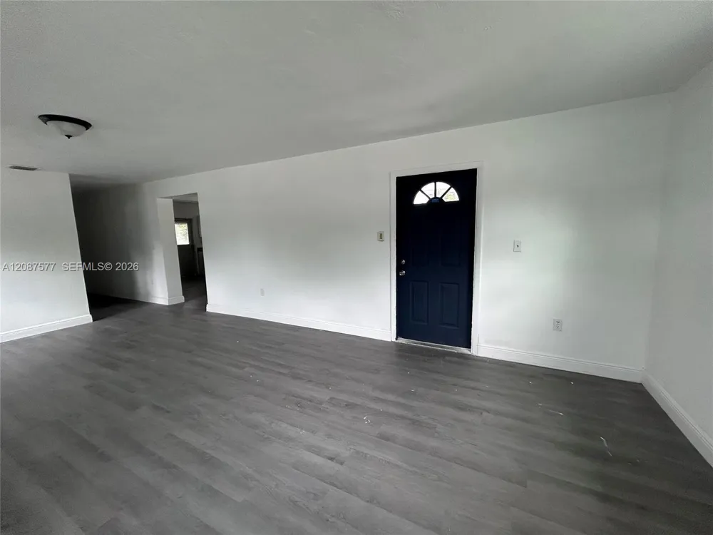 1835 NW 122nd St Miami, FL 33167