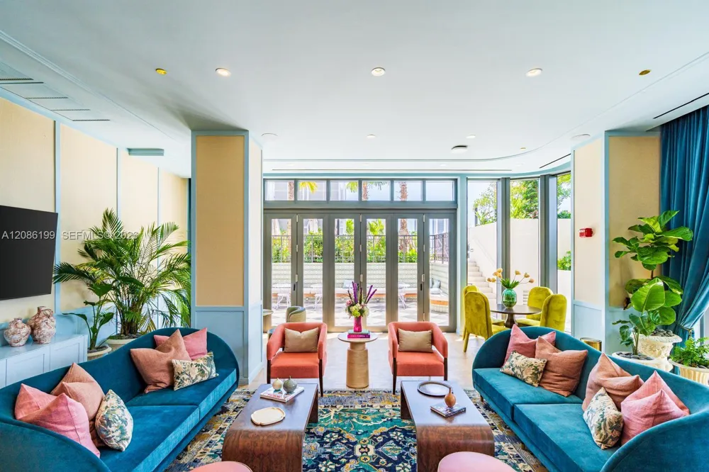 2700 NW 2nd Ave #426 Miami, FL 33127
