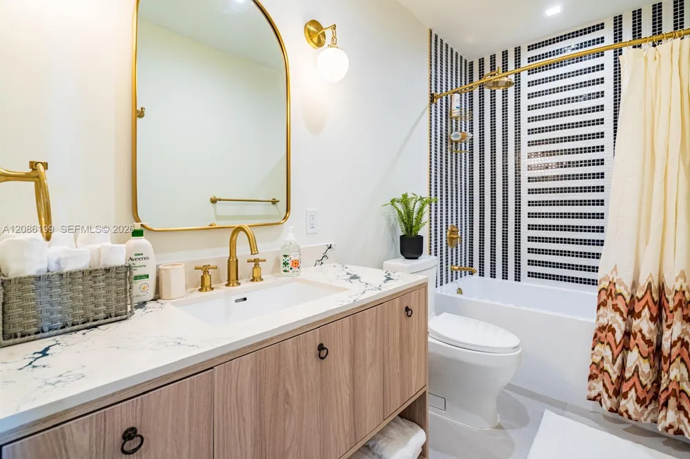 2700 NW 2nd Ave #426 Miami, FL 33127