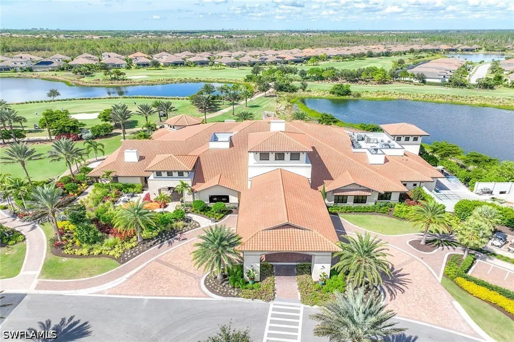 Montelanico Loop Naples, FL 34119