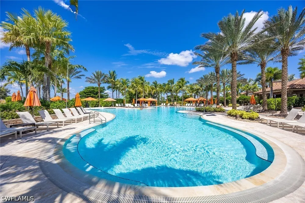 Montelanico Loop Naples, FL 34119