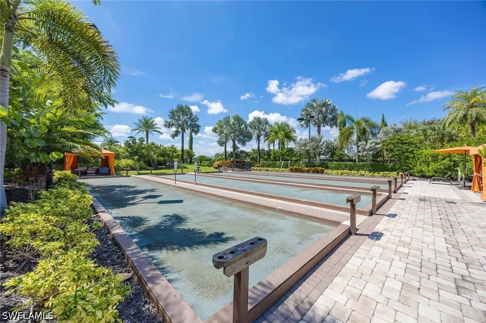 Montelanico Loop Naples, FL 34119