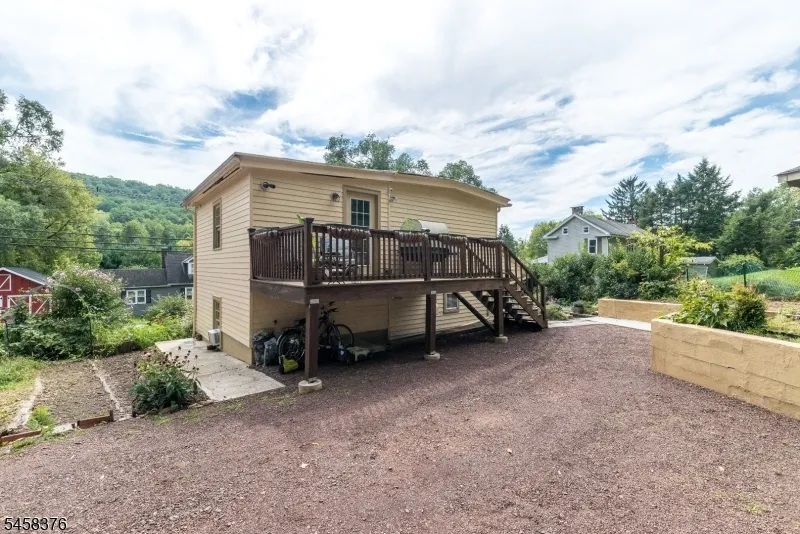 169 Route 627 Pohatcong, NJ 08865