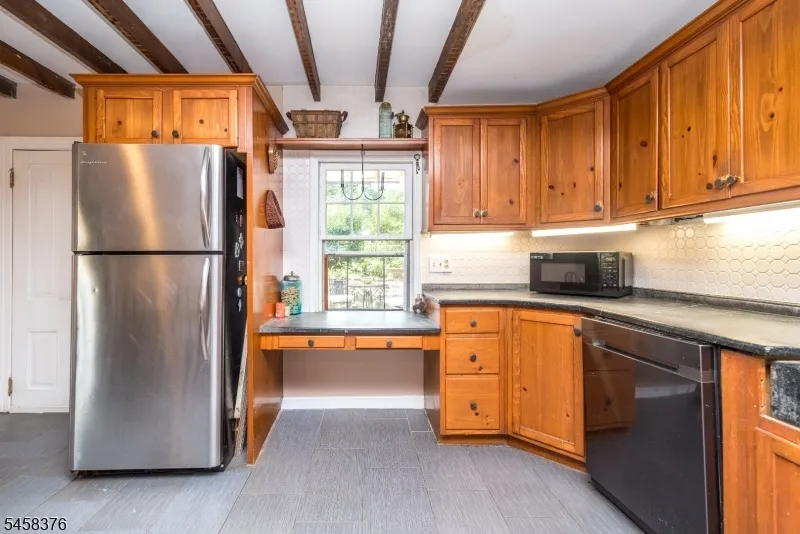 169 Route 627 Pohatcong, NJ 08865