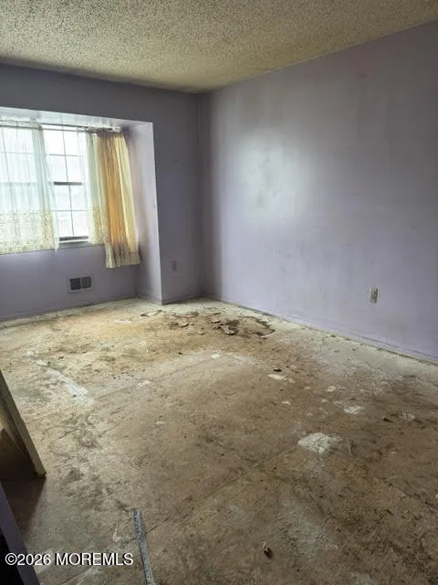 828 Shannon Court Brick, NJ 08724