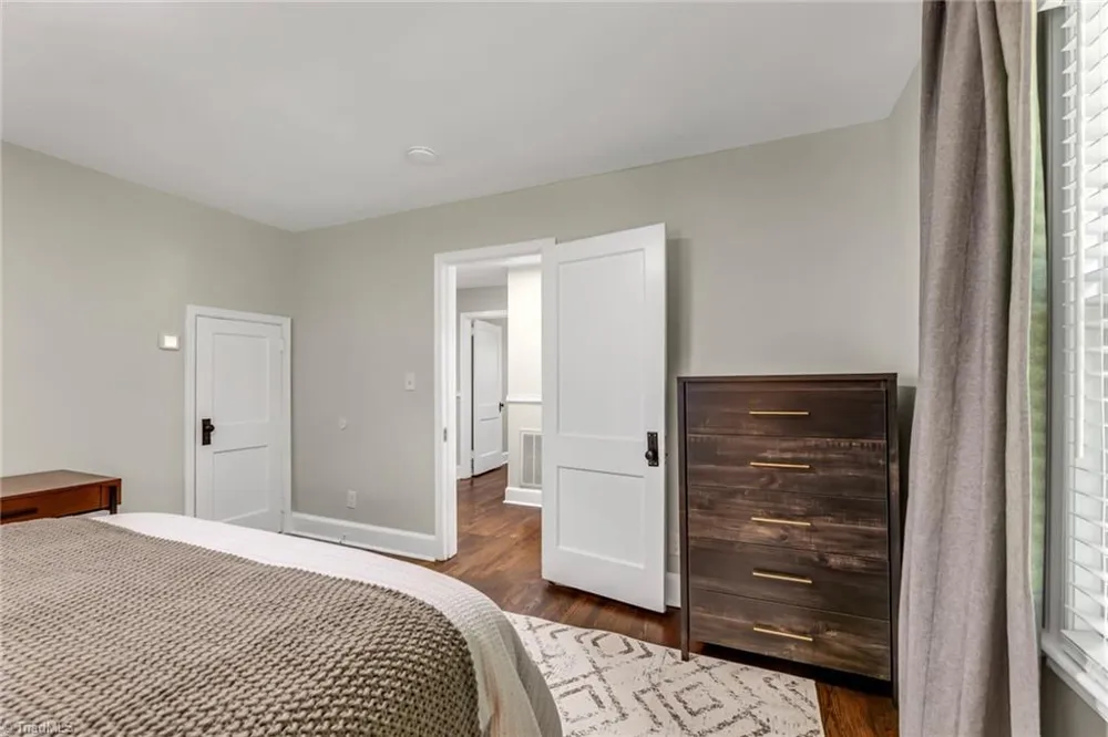 213 E Moore Avenue High Point, NC 27263