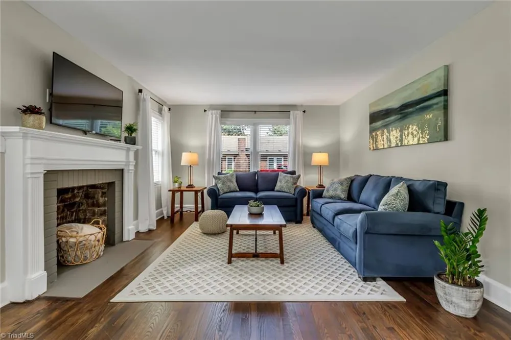 213 E Moore Avenue High Point, NC 27263