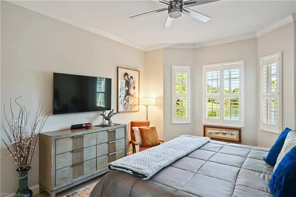 7876 Hawthorne Drive #1201 Naples, FL 34113