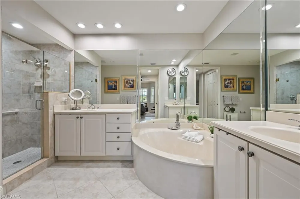 7876 Hawthorne Drive #1201 Naples, FL 34113