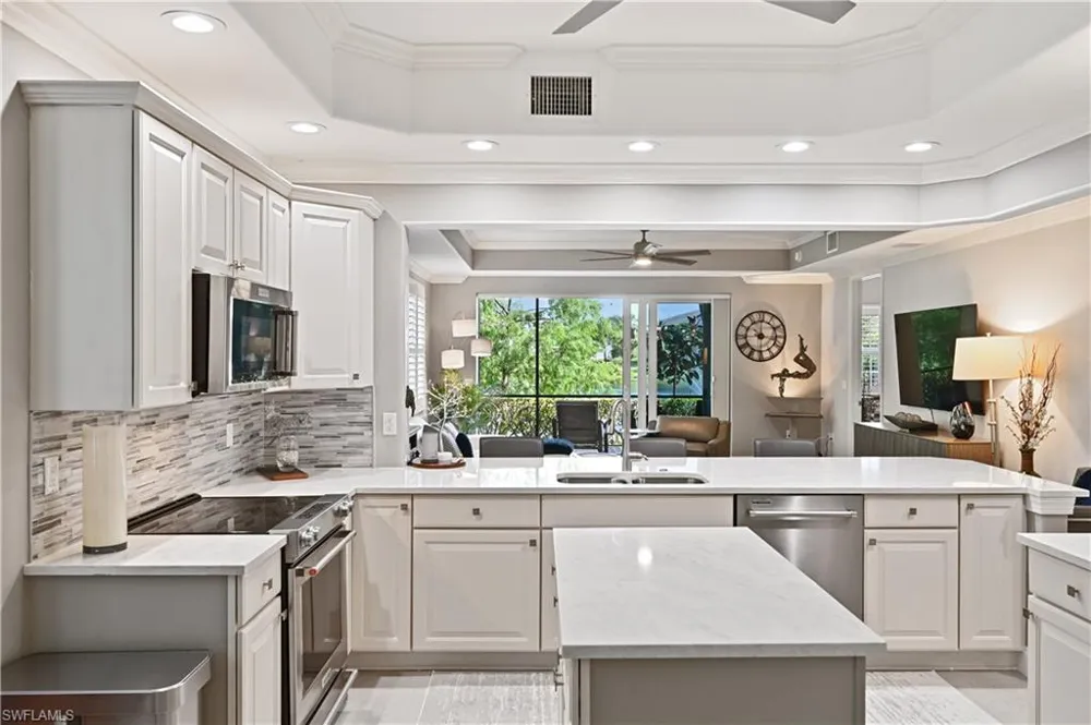 7876 Hawthorne Drive #1201 Naples, FL 34113