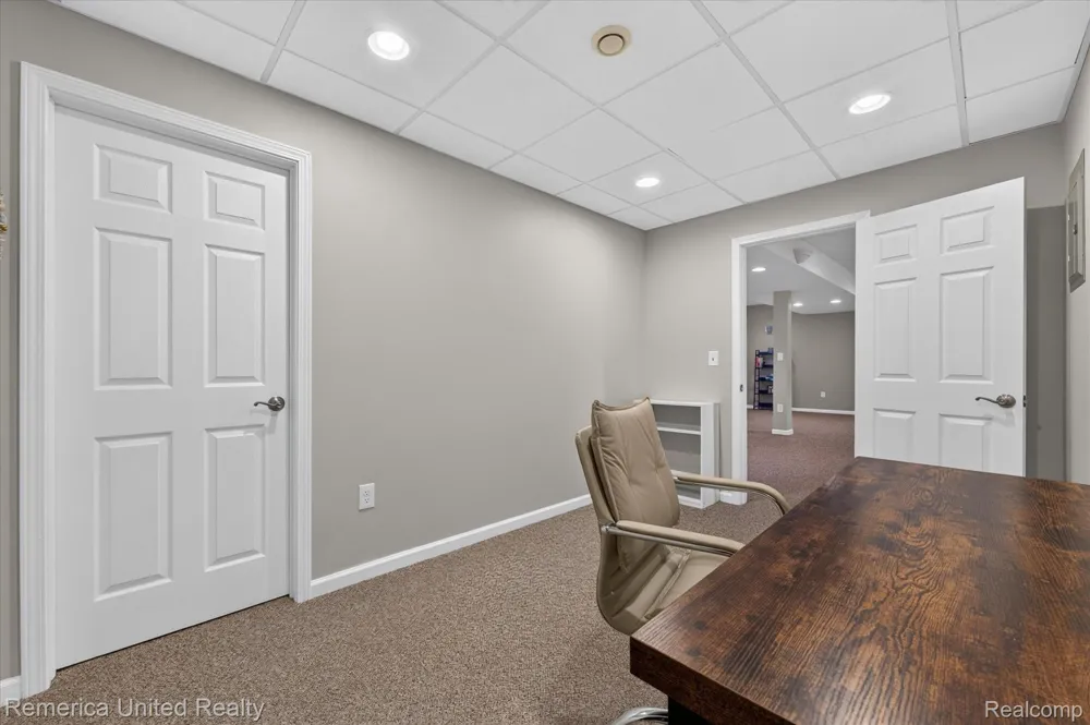 61024 Evergreen Court South Lyon City, MI 48178