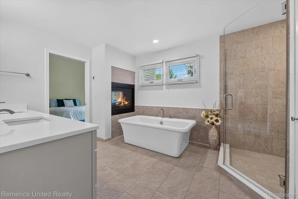 61024 Evergreen Court South Lyon City, MI 48178