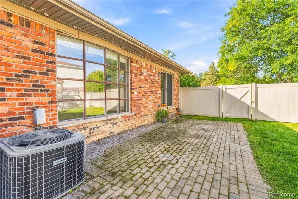 6767 Longwood Road Canton Charter Township, MI 48187