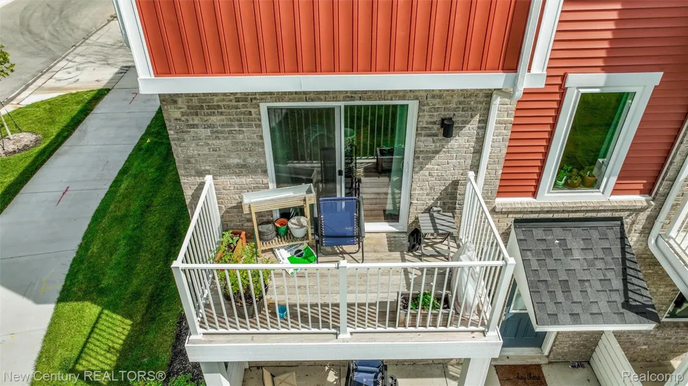 4875 Parkside Lane Troy City, MI 48085