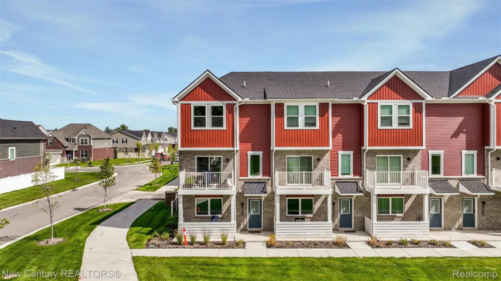4875 Parkside Lane Troy City, MI 48085