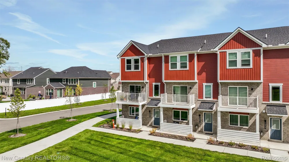 4875 Parkside Lane Troy City, MI 48085