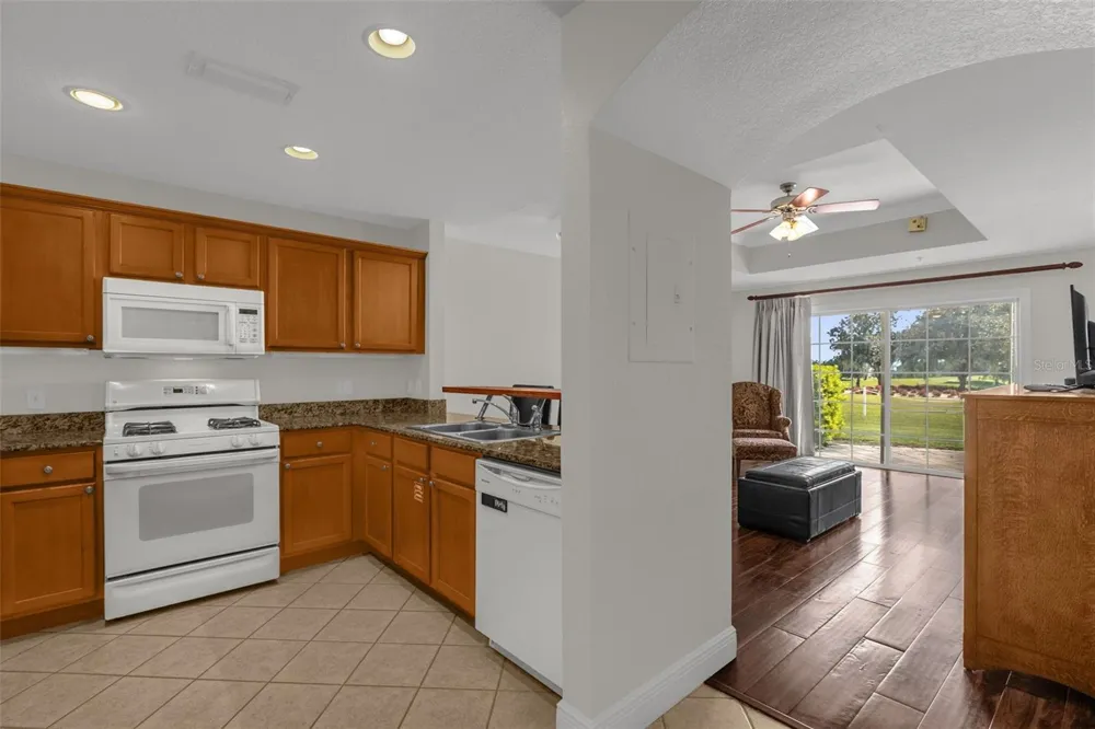 1323 SEVEN EAGLES COURT #102 Reunion, FL 34747