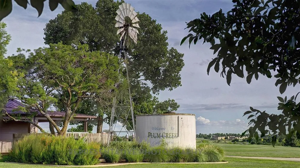 404 Jackson River Loop Kyle, TX 78640