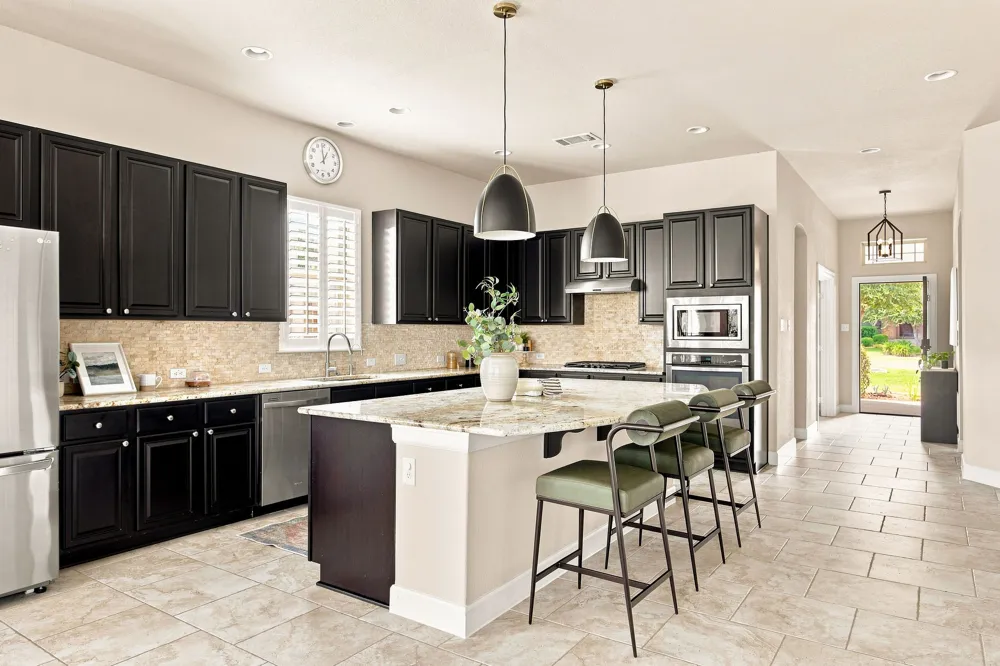 6100 Gunnison Turn Road Austin, TX 78738