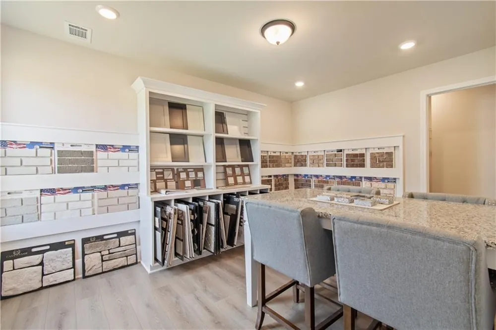 103 Avian Way Auburn, GA 30011