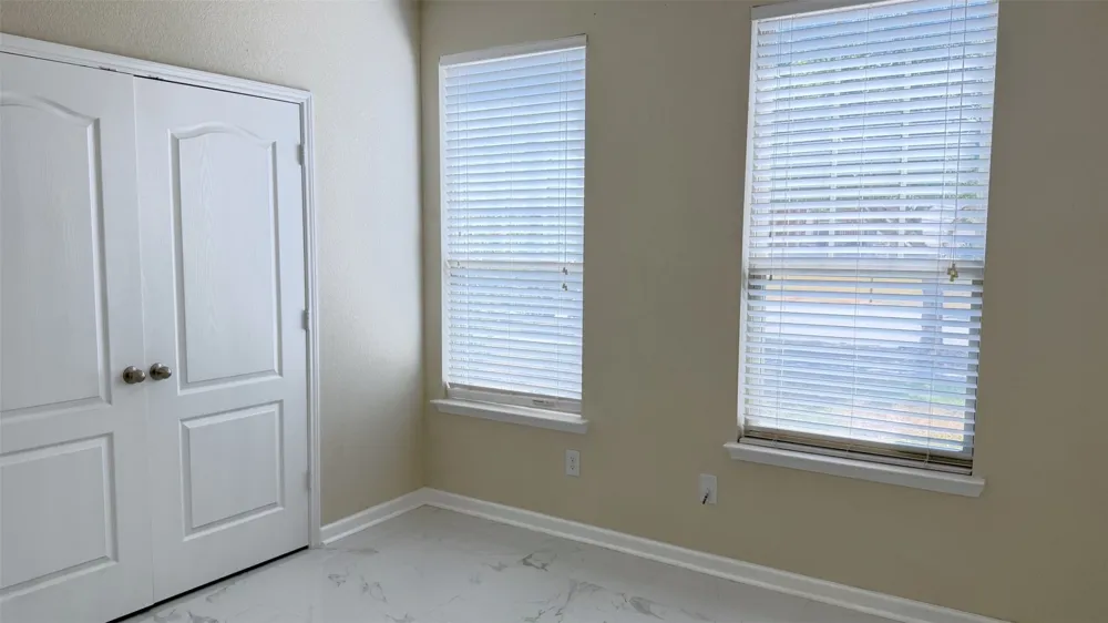 1049 Marietta Lane Aubrey, TX 76227