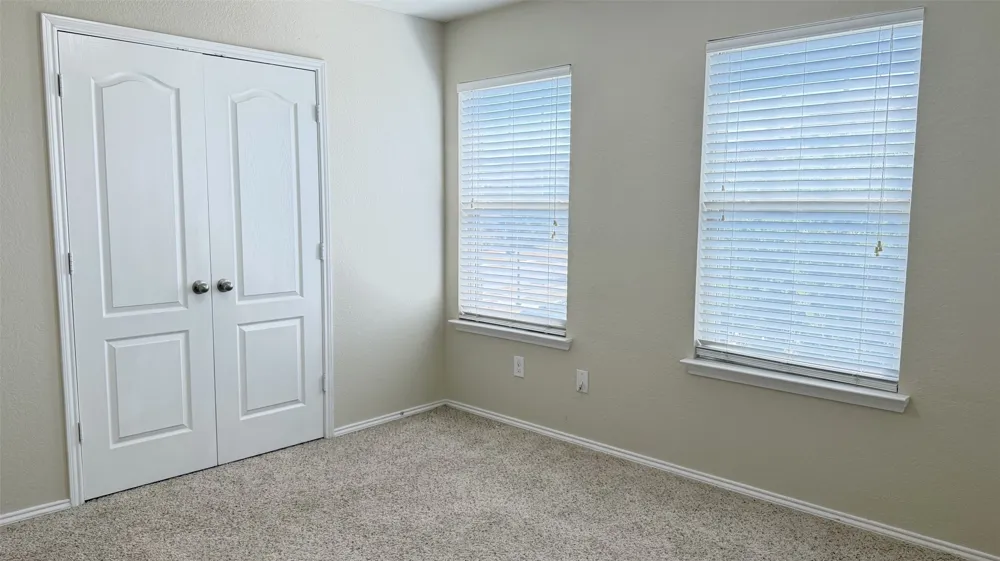1049 Marietta Lane Aubrey, TX 76227