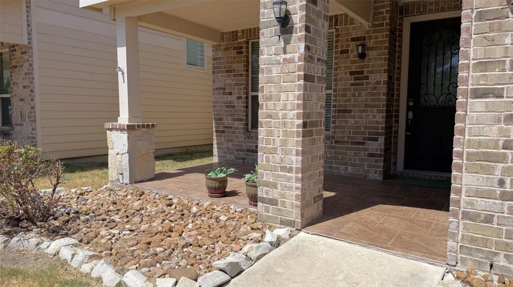 1049 Marietta Lane Aubrey, TX 76227