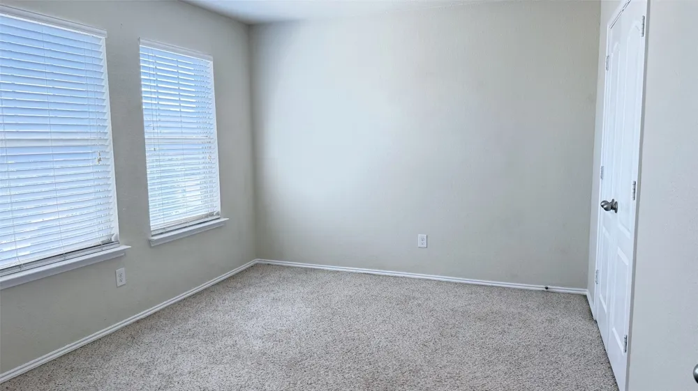 1049 Marietta Lane Aubrey, TX 76227