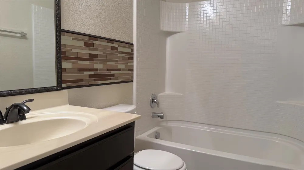 1049 Marietta Lane Aubrey, TX 76227