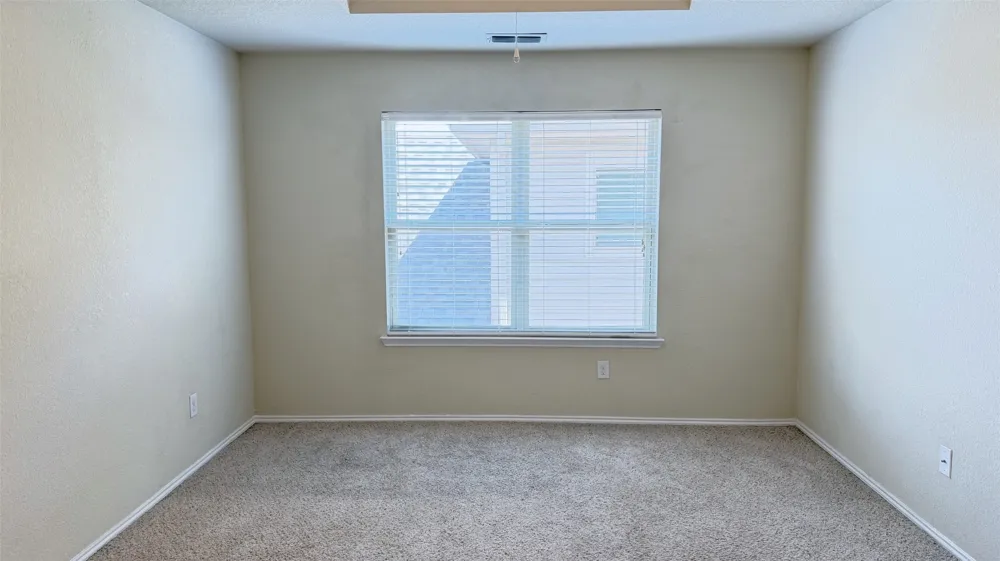 1049 Marietta Lane Aubrey, TX 76227