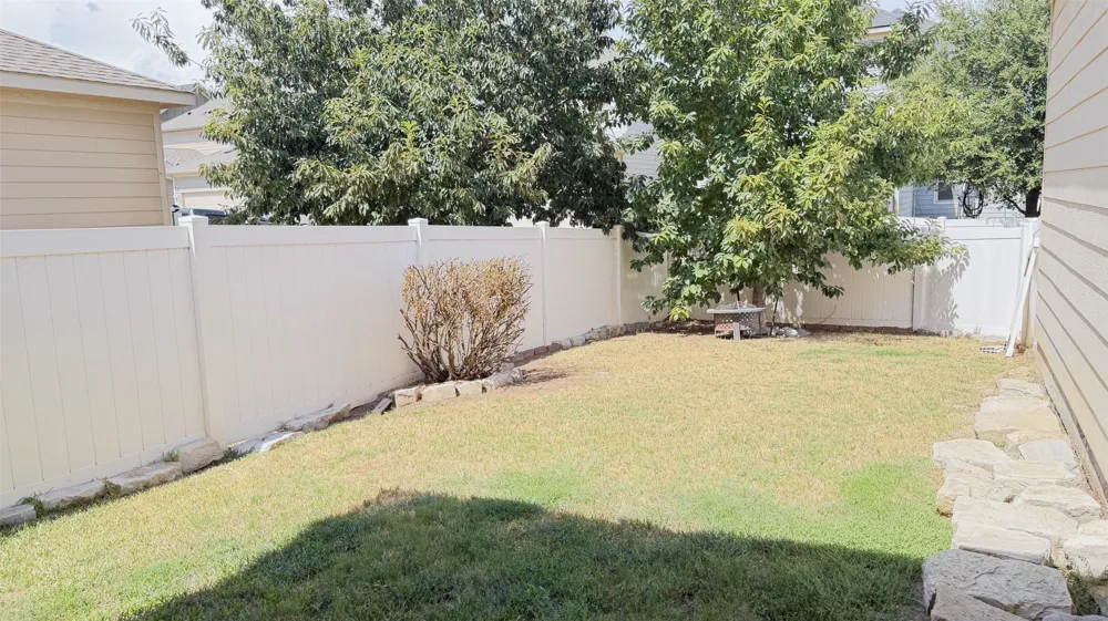 1049 Marietta Lane Aubrey, TX 76227