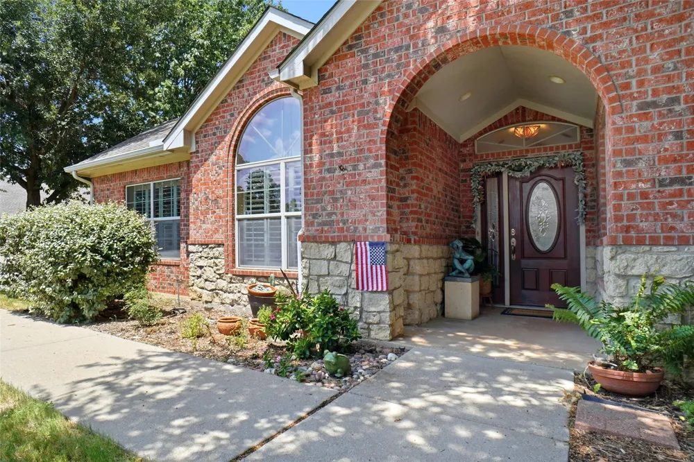 3233 Rosehaven Drive #1610 Fort Worth, TX 76116