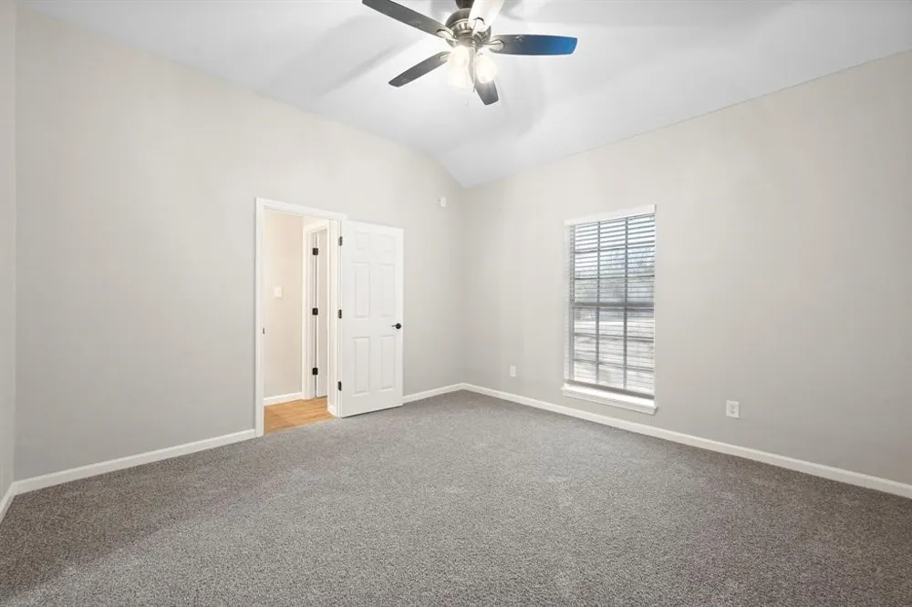 894 Tate Street Mansfield, TX 76063