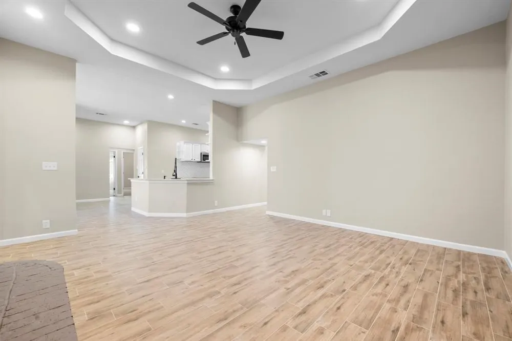 894 Tate Street Mansfield, TX 76063