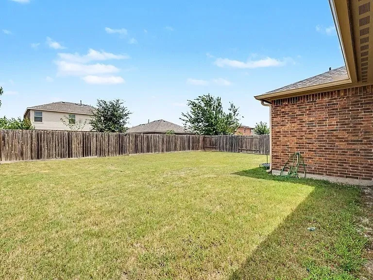 424 Winchester Drive Celina, TX 75009