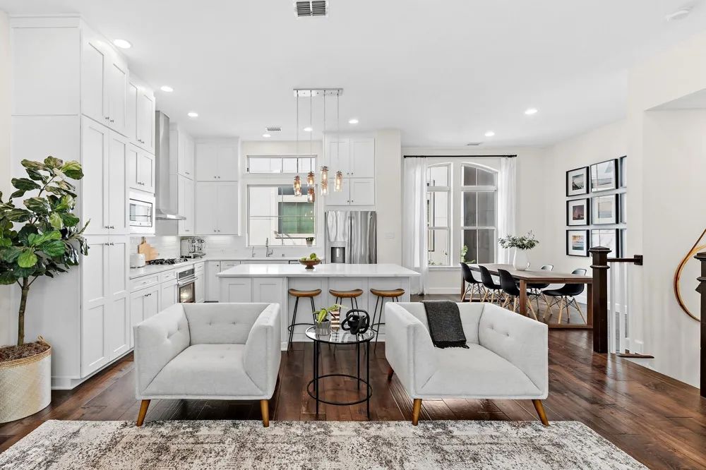 763 Spanish Oaks Place Dallas, TX 75204
