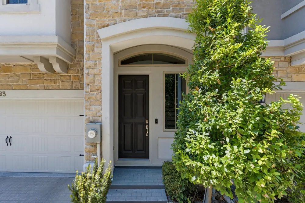 763 Spanish Oaks Place Dallas, TX 75204