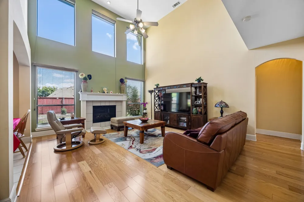 608 Saddlehorn Drive McKinney, TX 75071