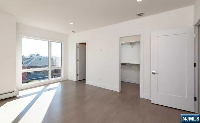 129 Rothwell Avenue Cliffside Park, NJ 07010