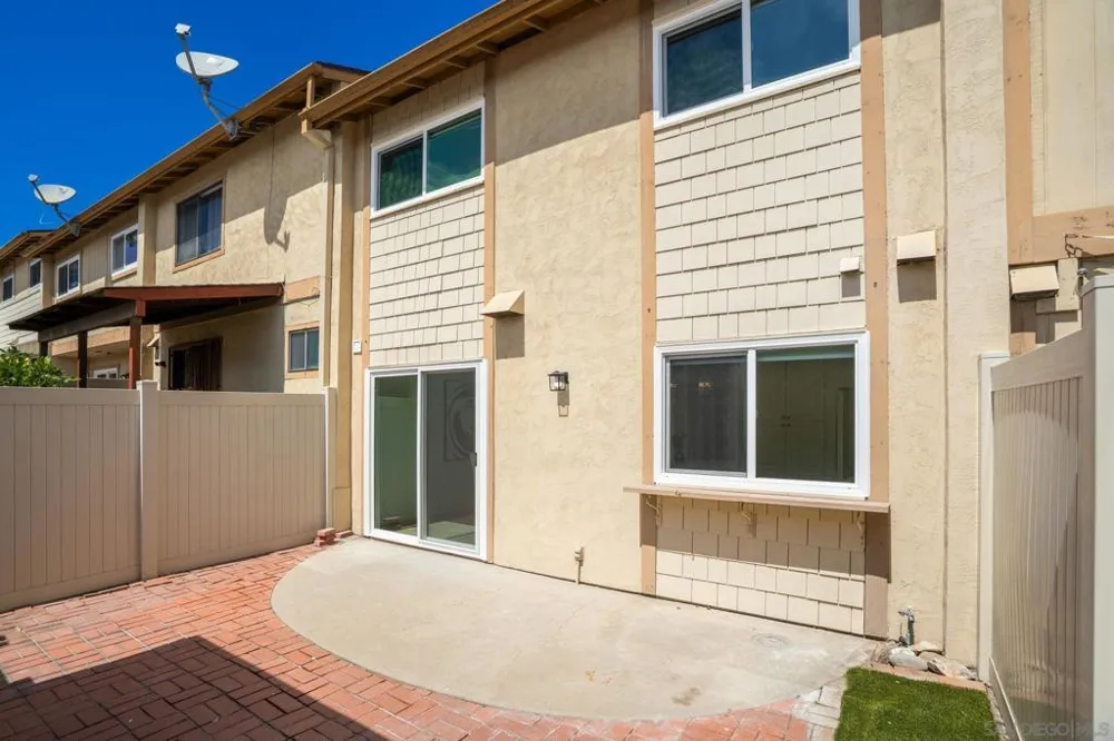 5800 Lake Murray Blvd #11 La Mesa, CA 91942