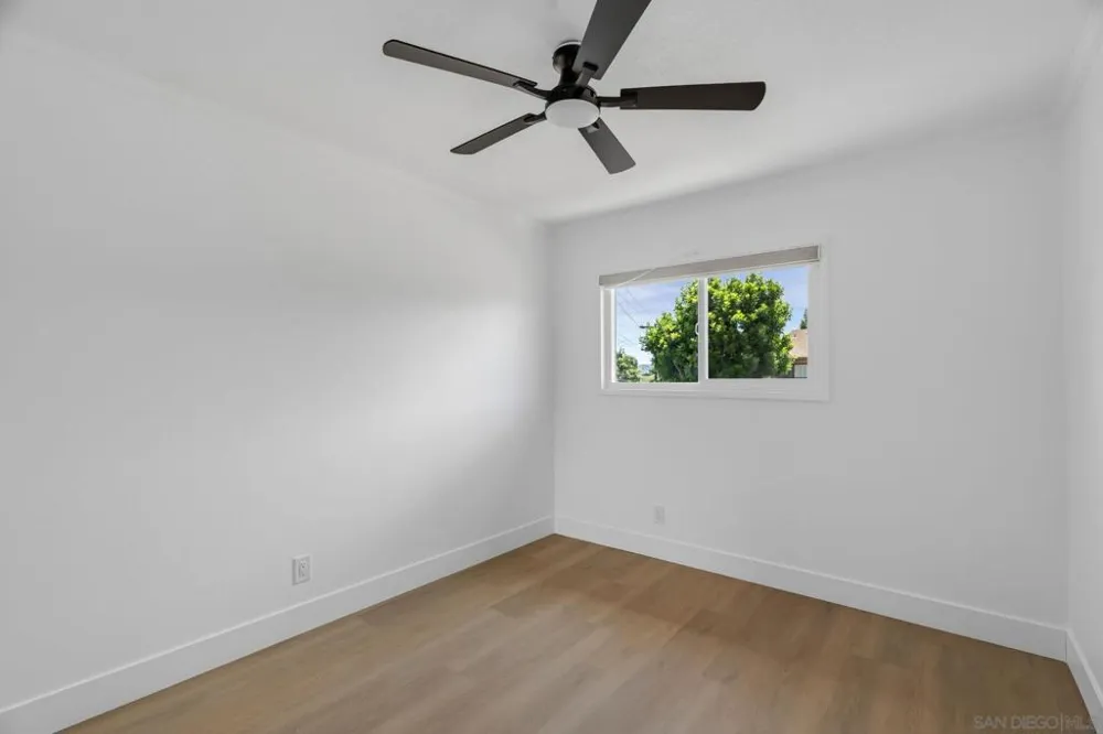 5800 Lake Murray Blvd #11 La Mesa, CA 91942