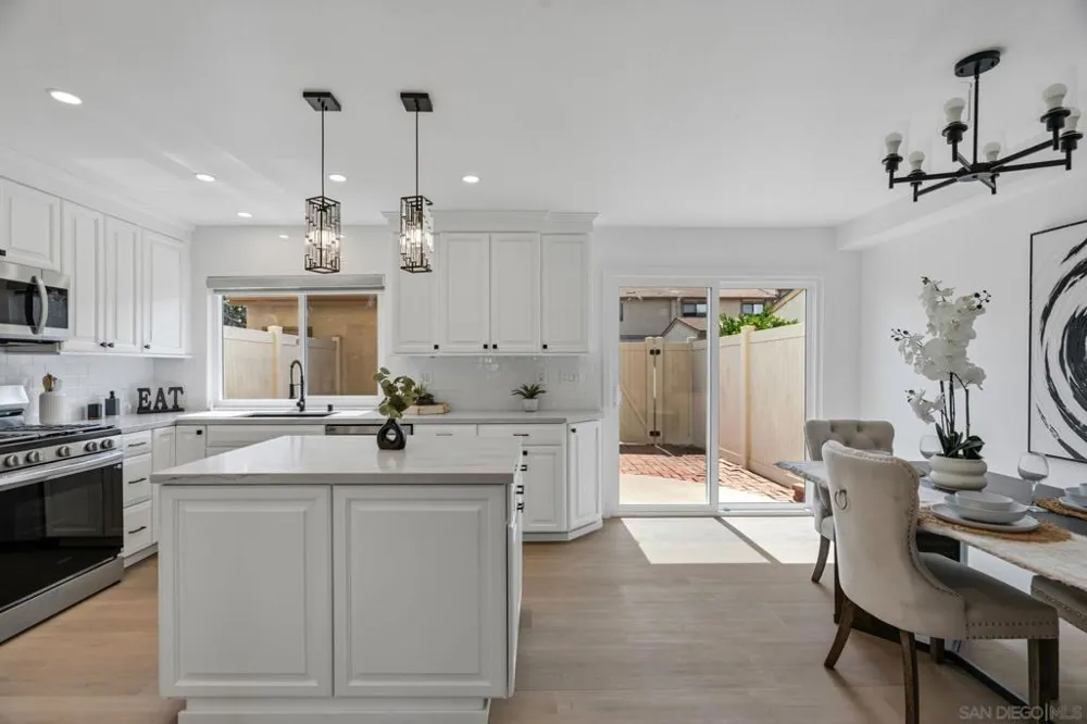 5800 Lake Murray Blvd #11 La Mesa, CA 91942
