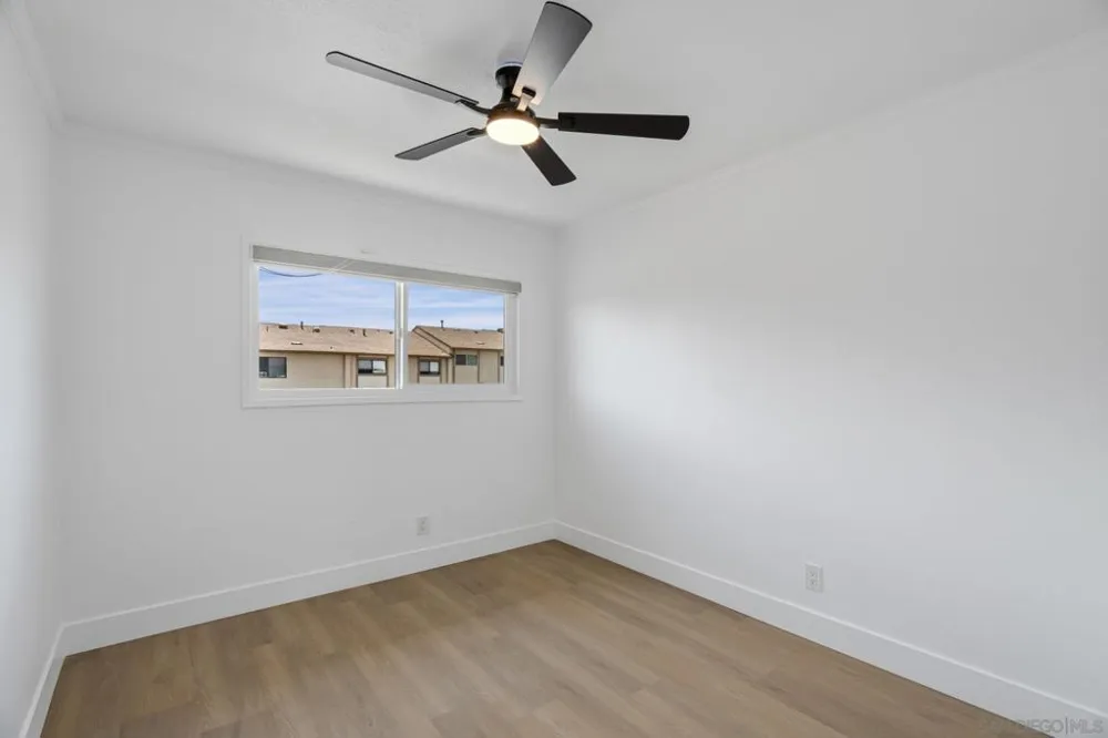 5800 Lake Murray Blvd #11 La Mesa, CA 91942